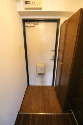 【玄関】 | ワイズフィールド