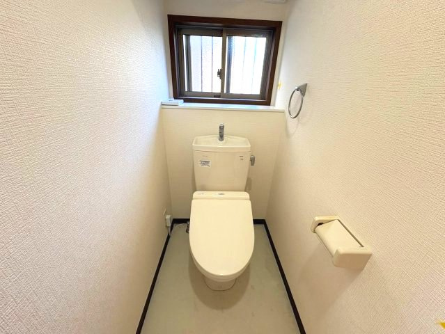 フジパレス戸建賃貸　中野町のトイレ