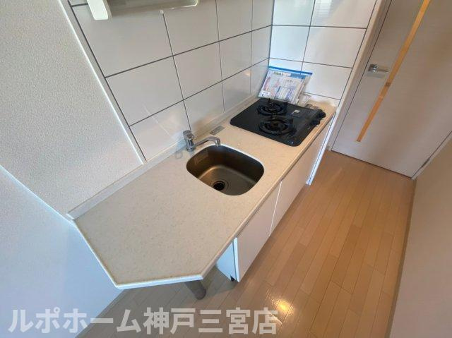エスリード中山手県庁前のキッチン