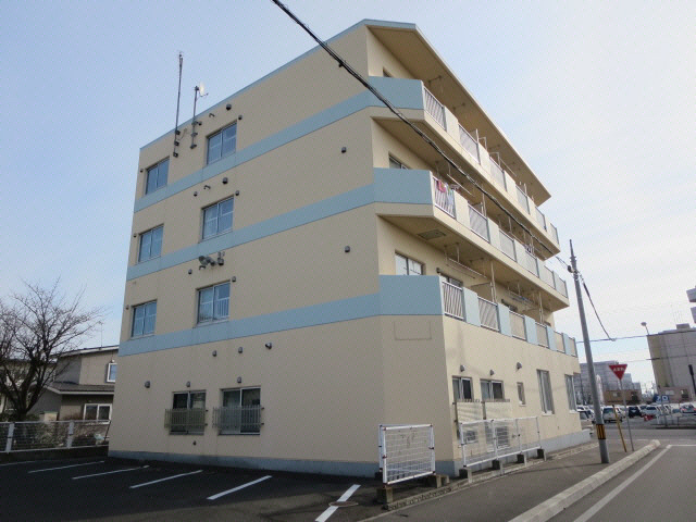 エリス若竹の外観