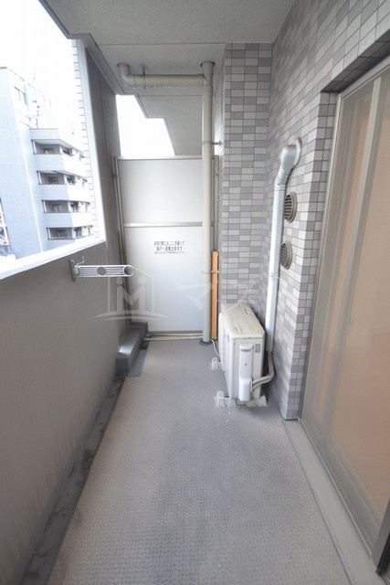 大阪市港区南市岡３丁目の賃貸マンションのバルコニー