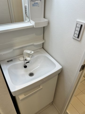 Lu・Casa千駄木の洗面所