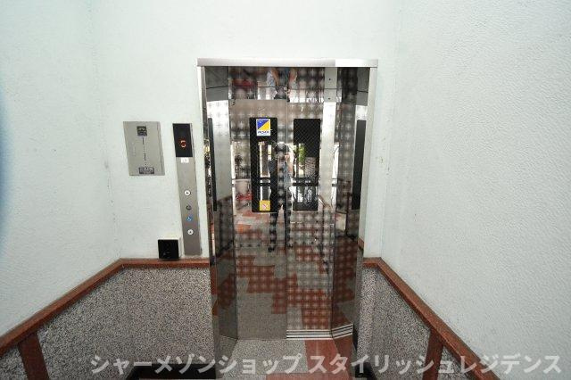ギャラン吉野町のロビー