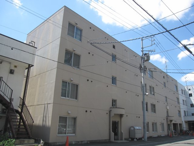 ＬＥＥ　ＳＰＡＣＥ東札幌２条