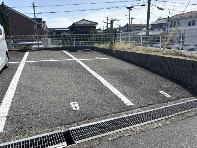 ラフォーレ　レイクの駐車場