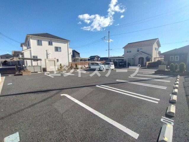 Ｍソレイユの駐車場|高崎、前橋のお部屋探しはエンドスケープまで！お客様の理想お聞かせ下さい♪