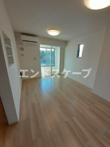 シャルマンの居間・リビング|高崎、前橋のお部屋探しはエンドスケープまで！お客様の理想お聞かせ下さい♪