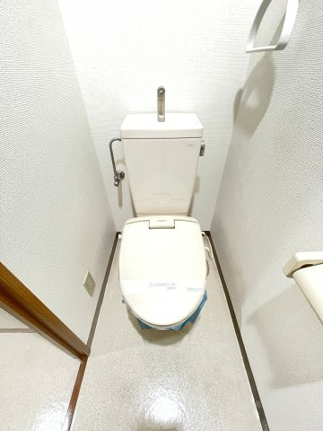 モンシャトー参番館のトイレ|※画像は同物件別室となります。