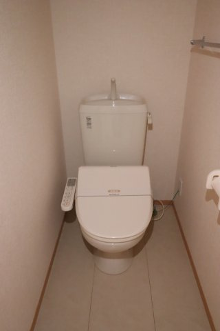 GENOVIA原木中山のトイレ