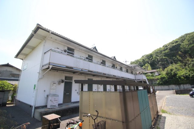 ラポールすすきの外観