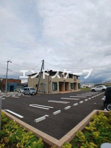 フィオーレ　プリート　Ⅶの駐車場|高崎、前橋のお部屋探しはエンドスケープまで！お客様の理想お聞かせ下さい♪