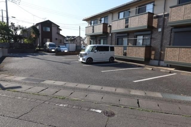 エクレール・コート　ⅠⅡⅢ の駐車場|駐車場