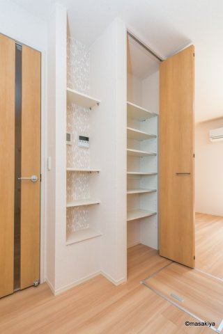 アウトゥーノ尾張部の収納