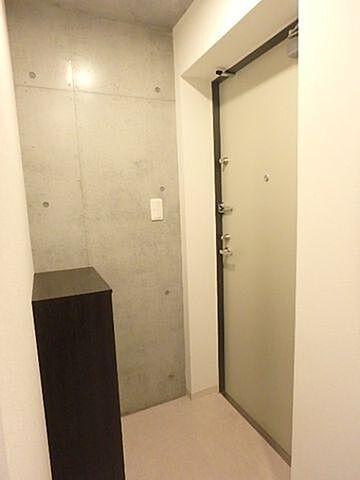 イーリス江古田の玄関