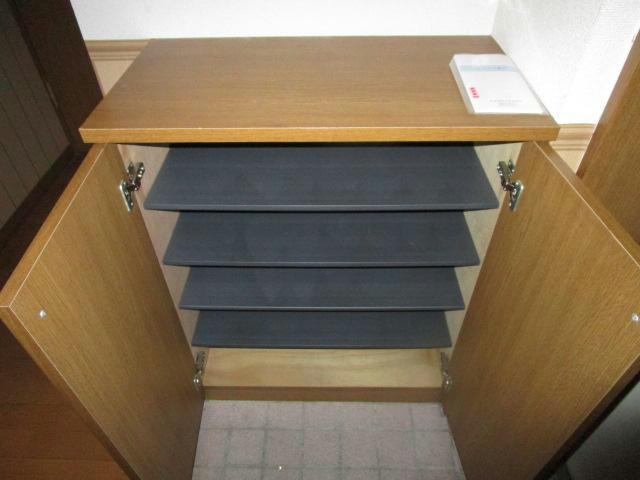 サンシャインKEIOの玄関
