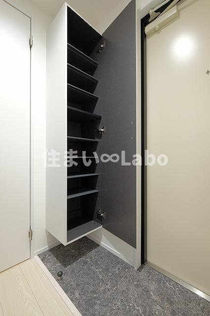 Q-STAGE住吉の玄関