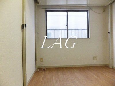 【居間・リビング】 | １５ビル | 洋室のお部屋です。