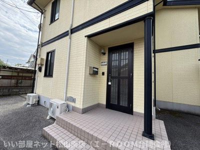 【エントランス】 | 花山ハウス　A棟