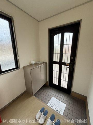 【玄関】 | 花山ハウス　A棟