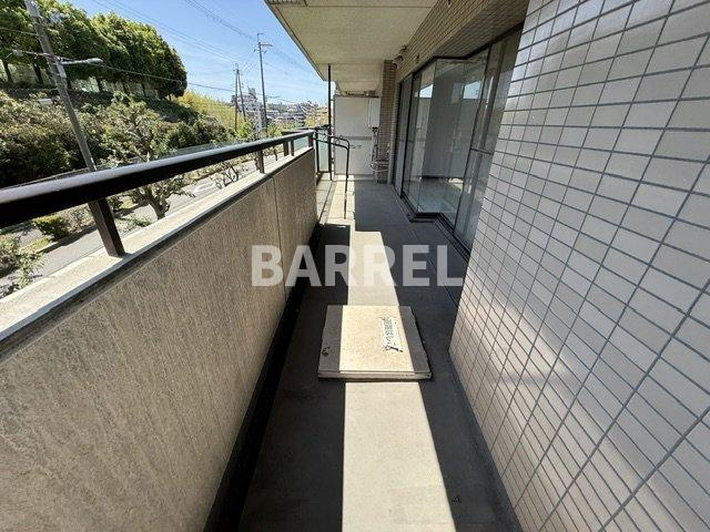 クローバーメゾン東桃山台のバルコニー