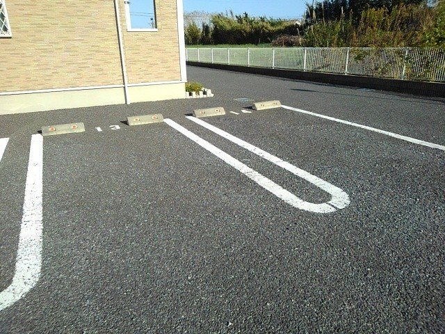 サリュー　Ⅳの駐車場|駐車場です