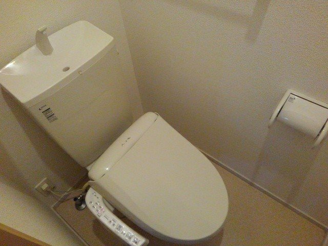 サリュー　Ⅳのトイレ|トイレもきれいです
