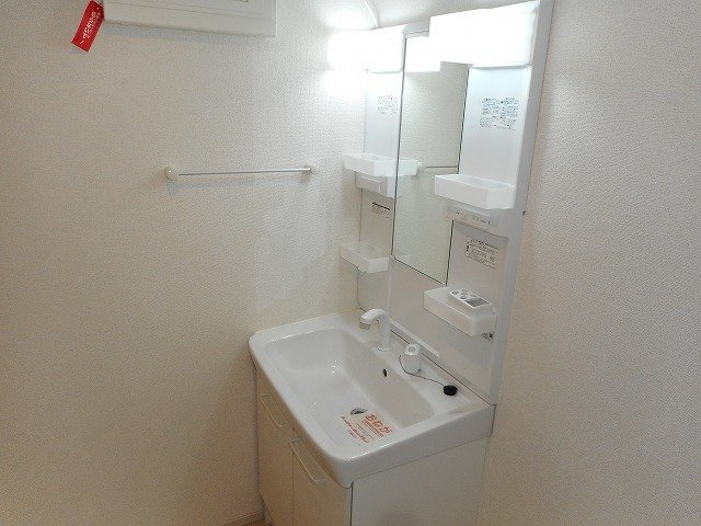 アルファードＤの洗面所|忙しい朝には欠かせない洗面所です