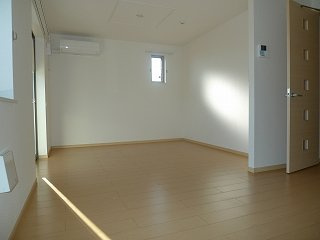 ポラリスⅡの居間・リビング|使いやすいリビングです