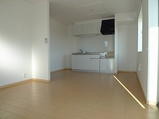 ポラリスⅡの居間・リビング|ゆったり過ごせる居間です