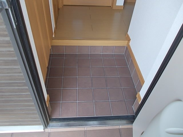 プレッソ前野　Ⅰの玄関|ゆったりとした玄関です