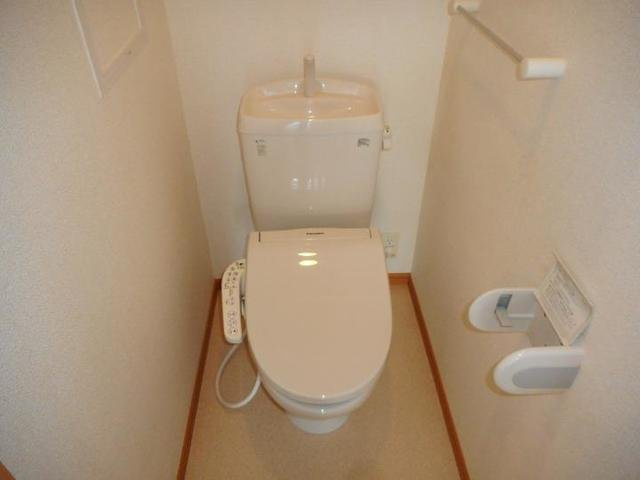 プレッソ前野　Ⅱのトイレ|落ち着いたトイレです