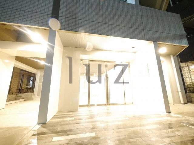 リライア横濱大通り公園のエントランス