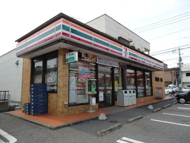 【周辺】 | アヴニール | セブンイレブン太田飯田町店まで825ｍ