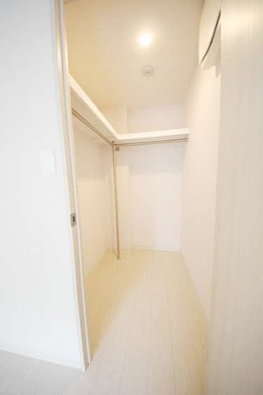 千代田区神田富山町の賃貸マンションの収納