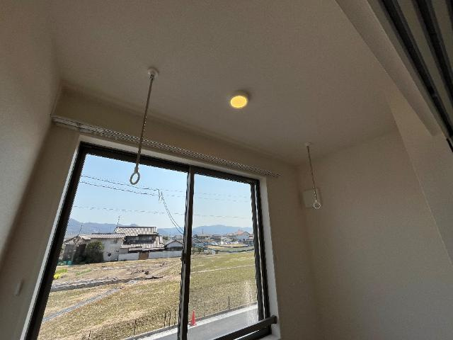 【設備】 | Sonas | 室内物干し（イメージ）