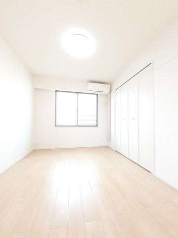 アドリアーノⅢの内装