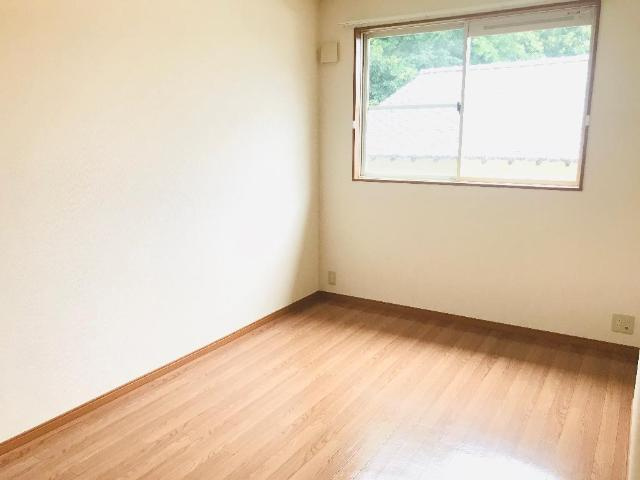 サニーヒルズの内装|洋室