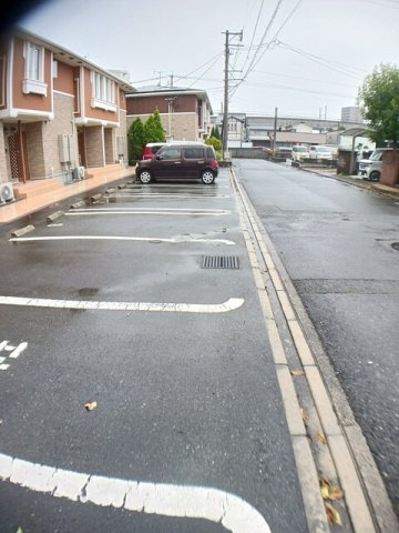 桜五番館の駐車場