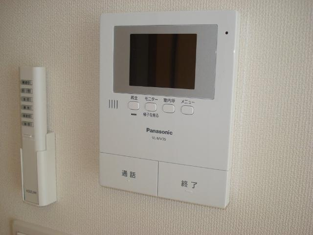 グリーンコートⅡの内装|カメラ付インターホン
