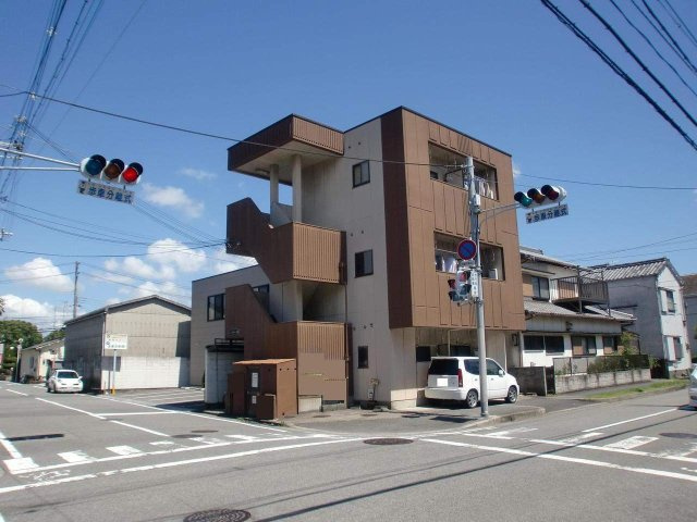 シャトーМの外観