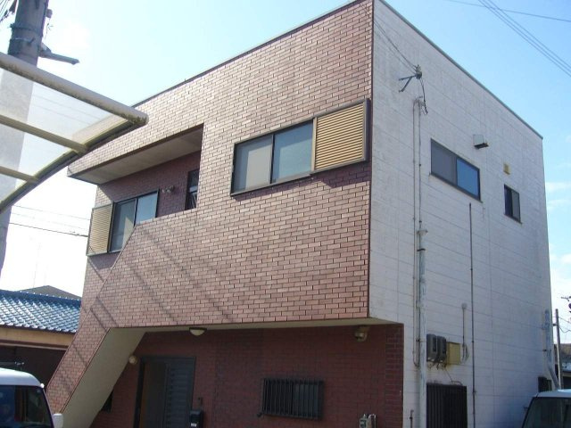 有本アパートの外観