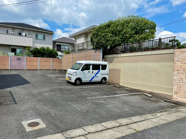 ハイツ香蘭の駐車場