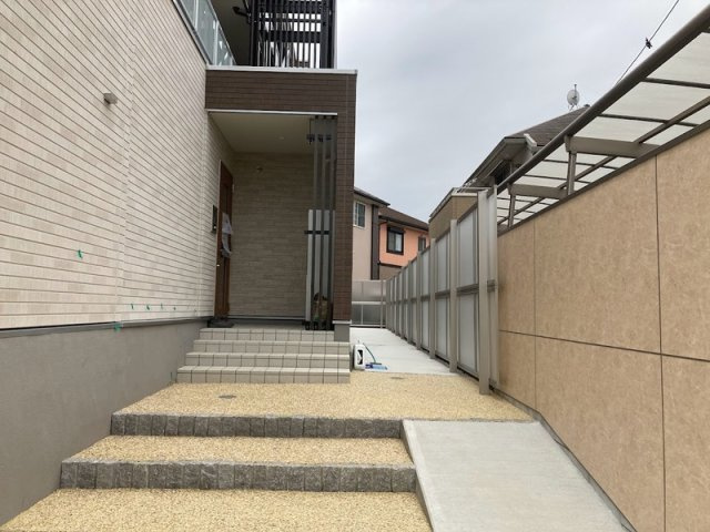 グレイス堀之内のエントランス