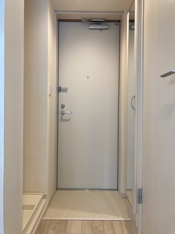 グレイス堀之内の玄関