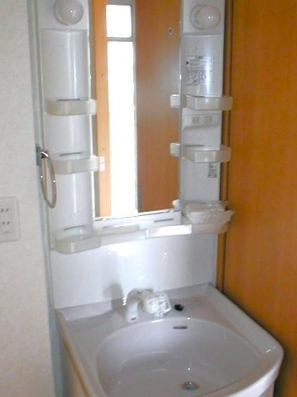 サンライフ六高台の洗面所