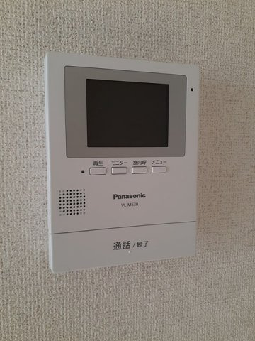 ヴァンベール向１の玄関