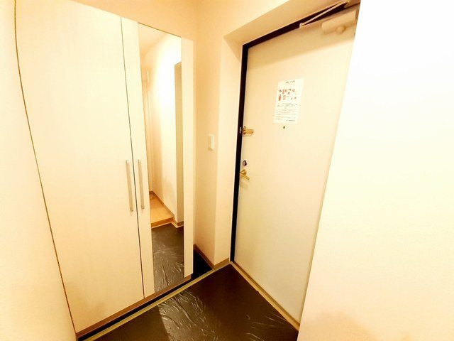 ラパーチェ山鼻の玄関