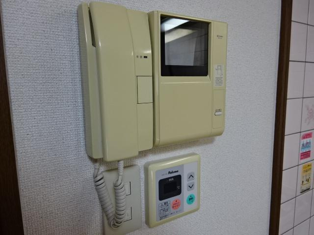 レアリーゼの内装|カメラ付インターホン