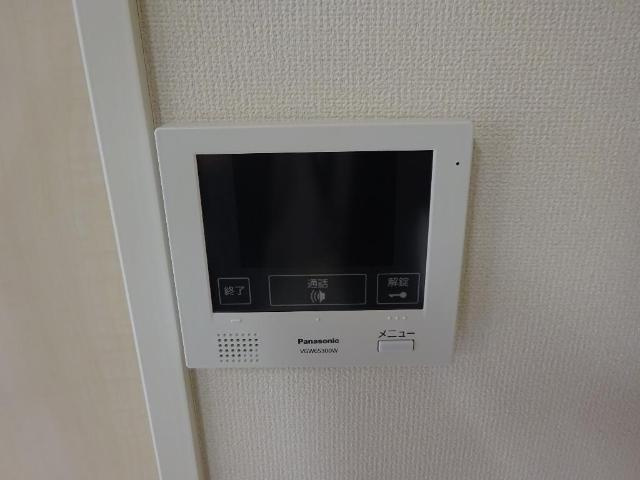 サクラスの内装|カメラ付インターホン