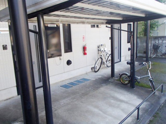 ★屋根付駐輪場★（空き状況・使用料等詳細はご確認下さい）